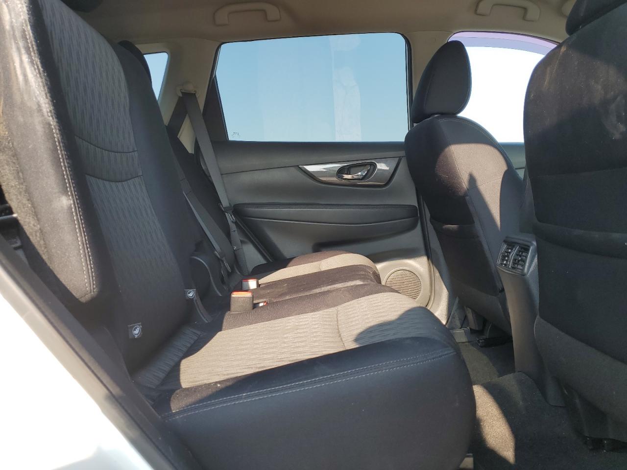 2018 Nissan Rogue S VIN: 5N1AT2MT8JC742797 Lot: 80311635