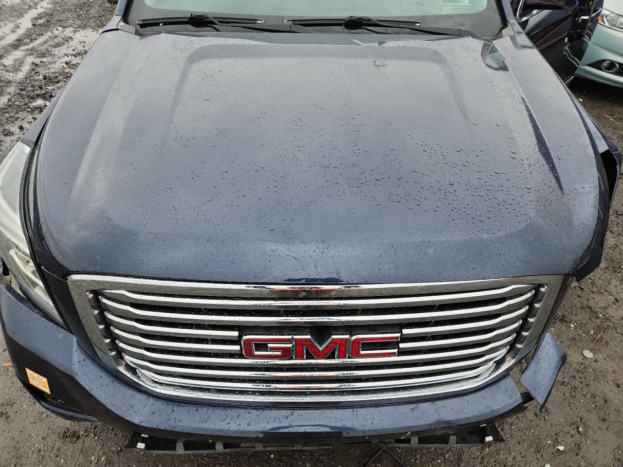 2018 GMC Yukon Xl K1500 Slt VIN: 1GKS2GKC4JR318725 Lot: 83813505