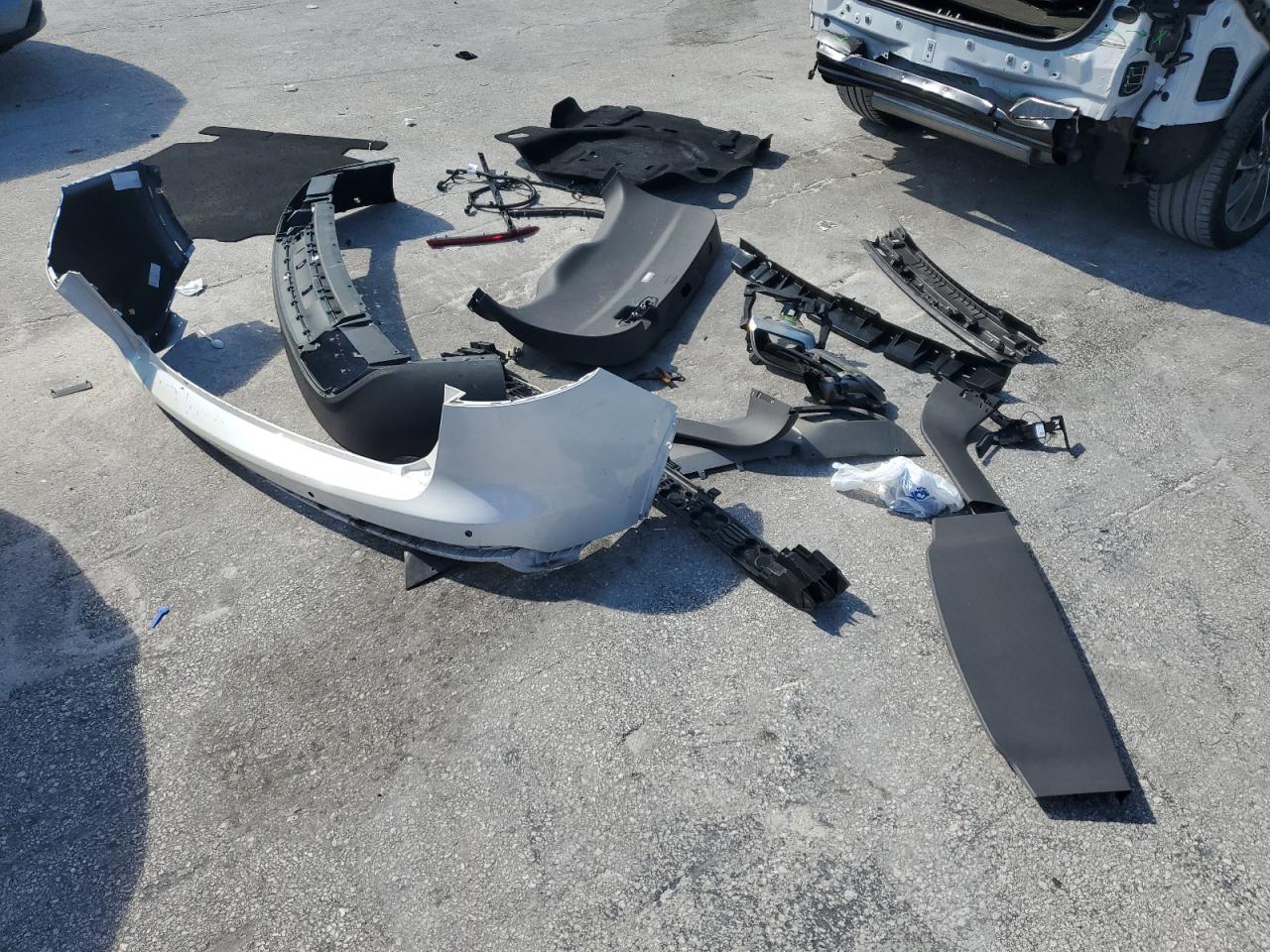 2019 Lincoln Nautilus Reserve VIN: 2LMPJ6LP1KBL40976 Lot: 81054495