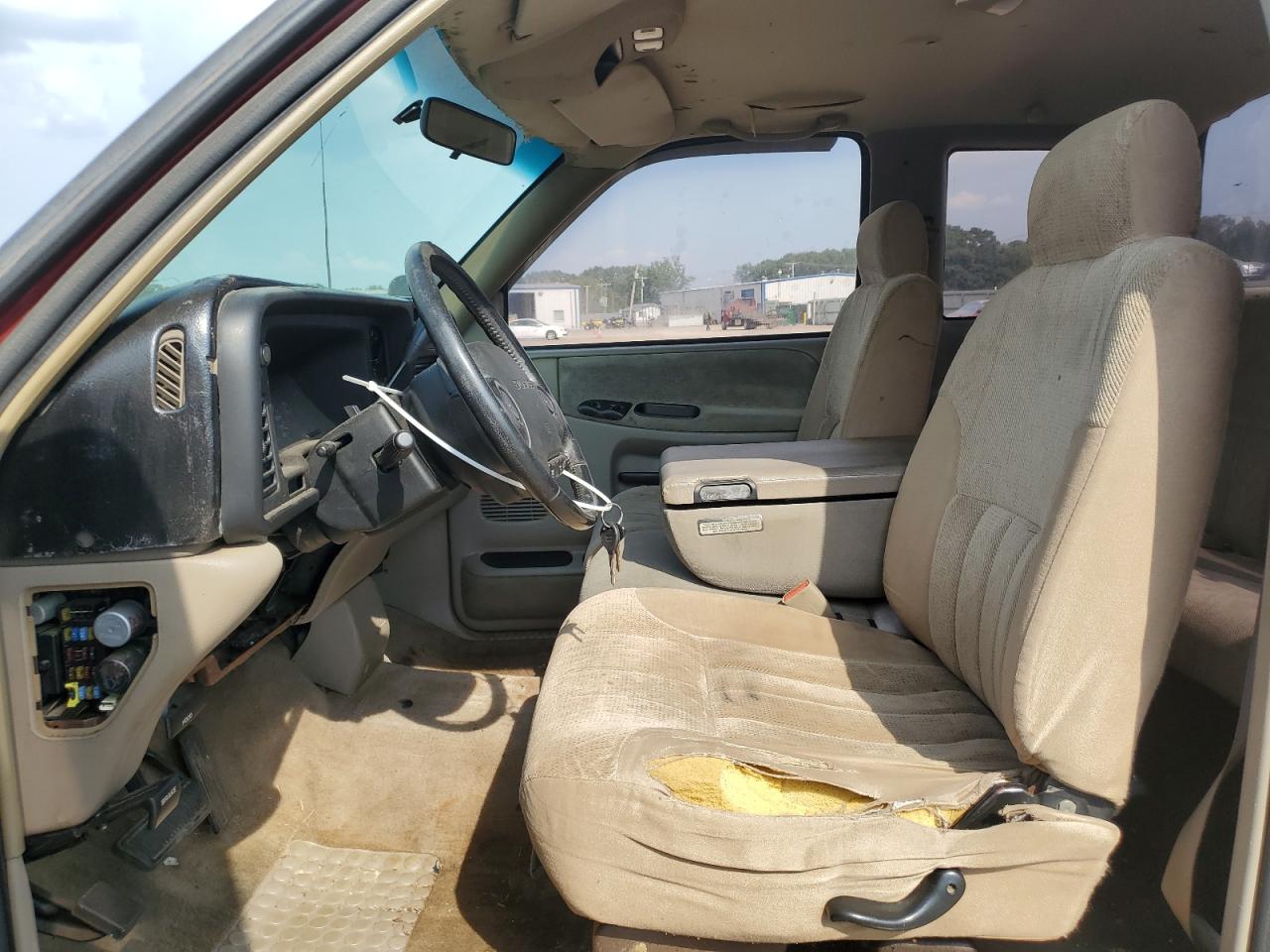 1996 Dodge Ram Van 15 VIN: 1B7HC13Y9TJ141682 Lot: 81094055