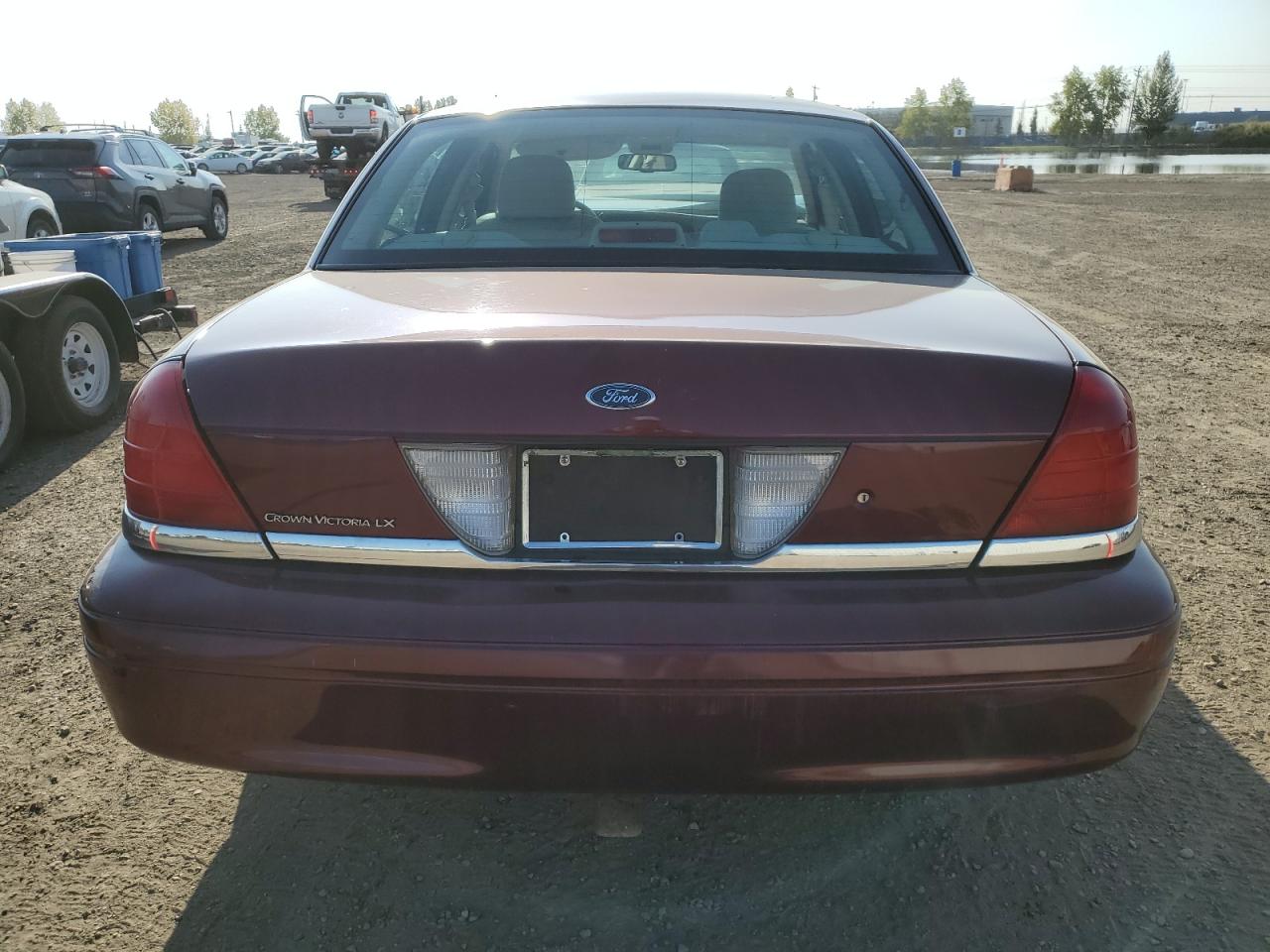 2008 Ford Crown Victoria Lx VIN: 2FAFP74V68X111935 Lot: 81653545
