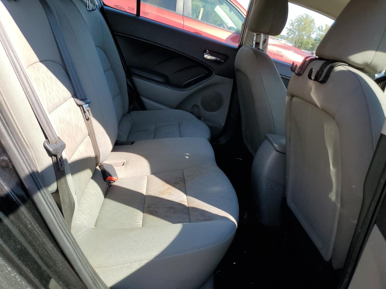 2015 Kia Forte Lx VIN: KNAFK4A63F5264028 Lot: 71312495