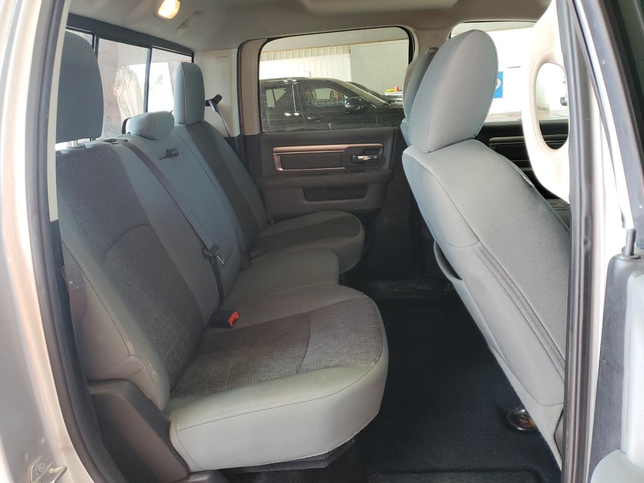 2016 Ram 1500 Slt VIN: 3C6RR7LT1GG163720 Lot: 80637745