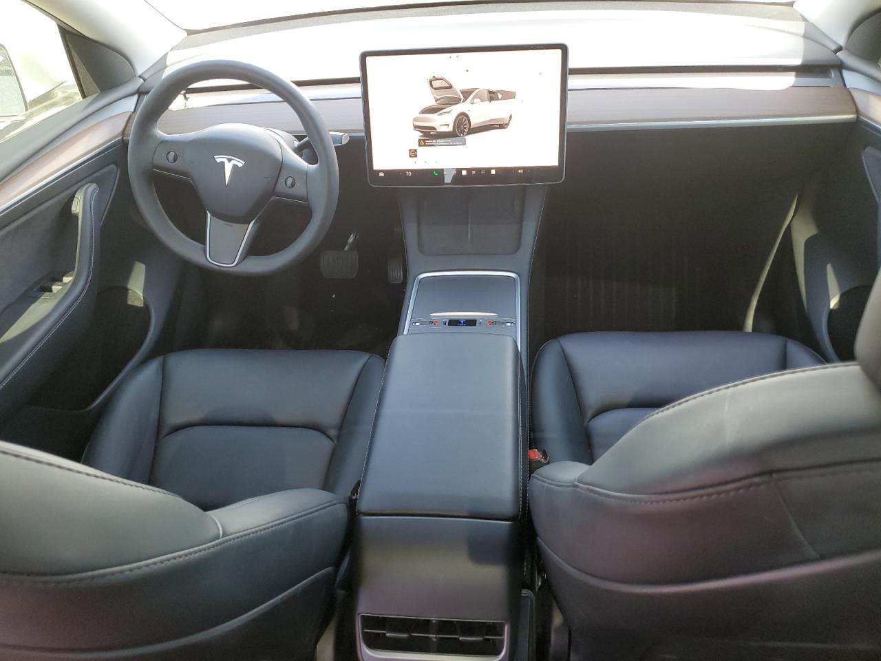 2023 Tesla Model Y VIN: 7SAYGDEE9PF688489 Lot: 82122015