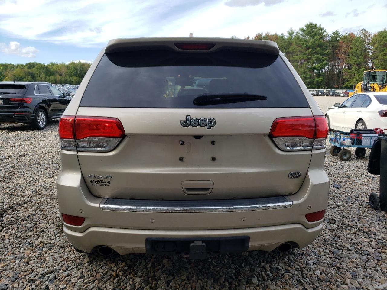 2015 Jeep Grand Cherokee Overland VIN: 1C4RJFCT6FC680880 Lot: 71945095