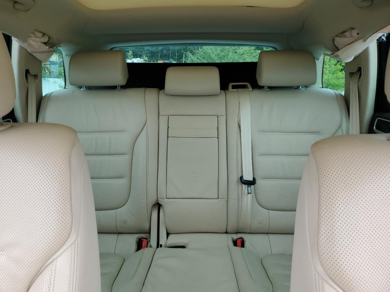 2016 Volkswagen Touareg Sport VIN: WVGEF9BP7GD011014 Lot: 83773675