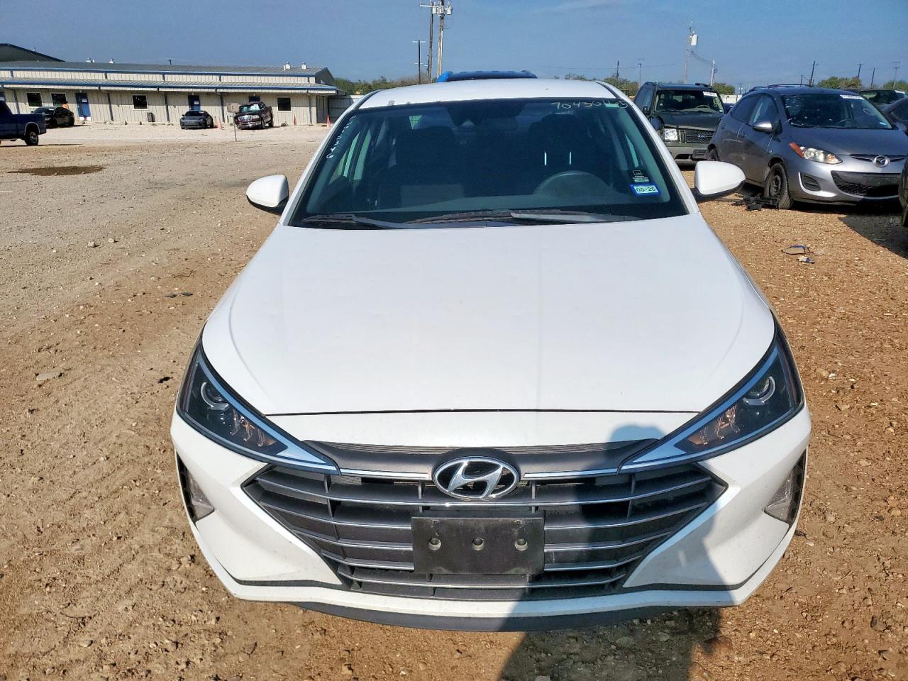 Elantra Elantra