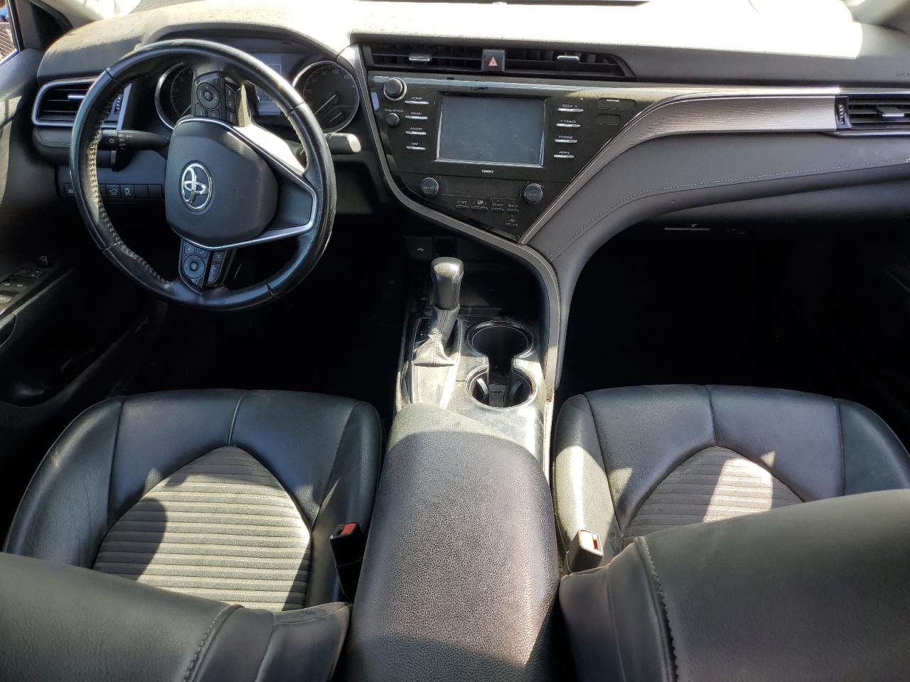 2020 Toyota Camry Se VIN: 4T1G11AK0LU324320 Lot: 83842305