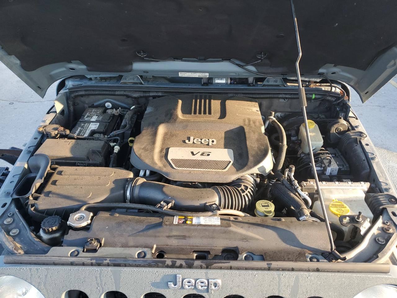 2014 Jeep Wrangler Unlimited Sahara VIN: 1C4BJWEG6EL126822 Lot: 82061025