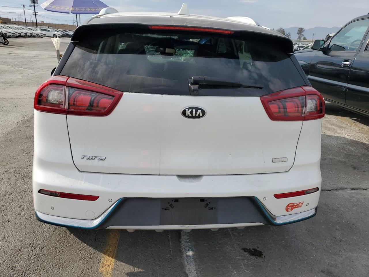 2018 Kia Niro Ex Premium VIN: KNDCC3LD6J5187401 Lot: 81157885