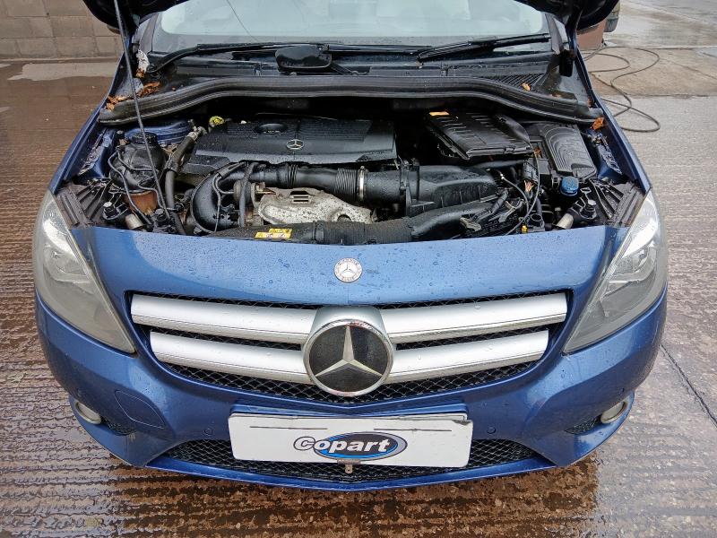 2012 MERCEDES-BENZ B180 BLUEEFFICIENCY SE 