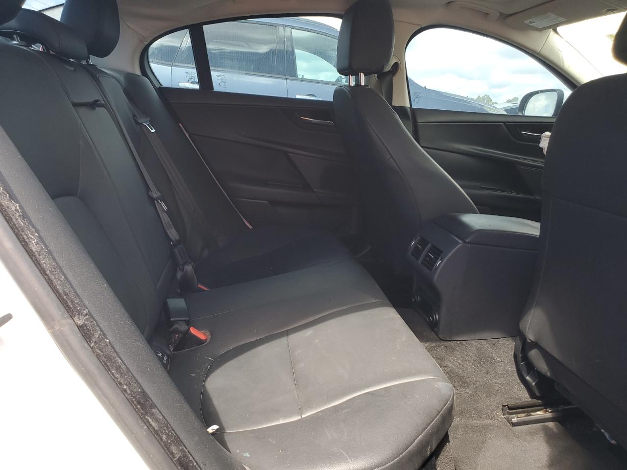 2018 Jaguar Xe Premium VIN: SAJAD4FXXJCP20105 Lot: 71974665