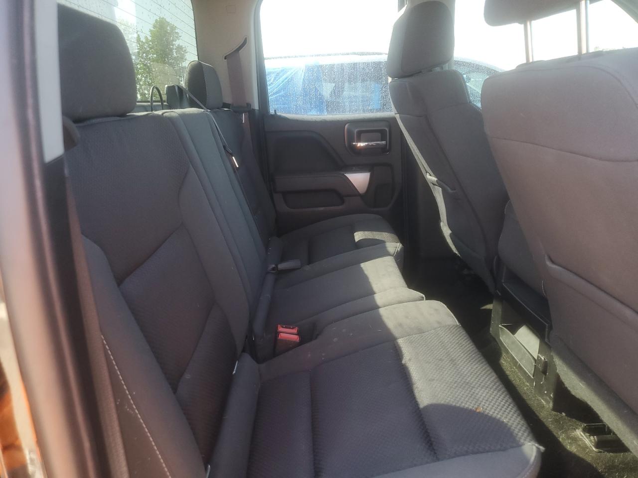 2017 Chevrolet Silverado K1500 Lt VIN: 1GCVKREC2HZ394891 Lot: 80693235