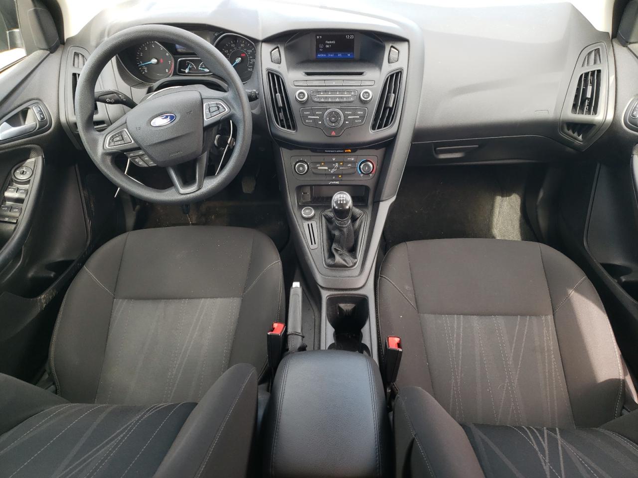 2015 Ford Focus Se VIN: 1FADP3K29FL382457 Lot: 83929355