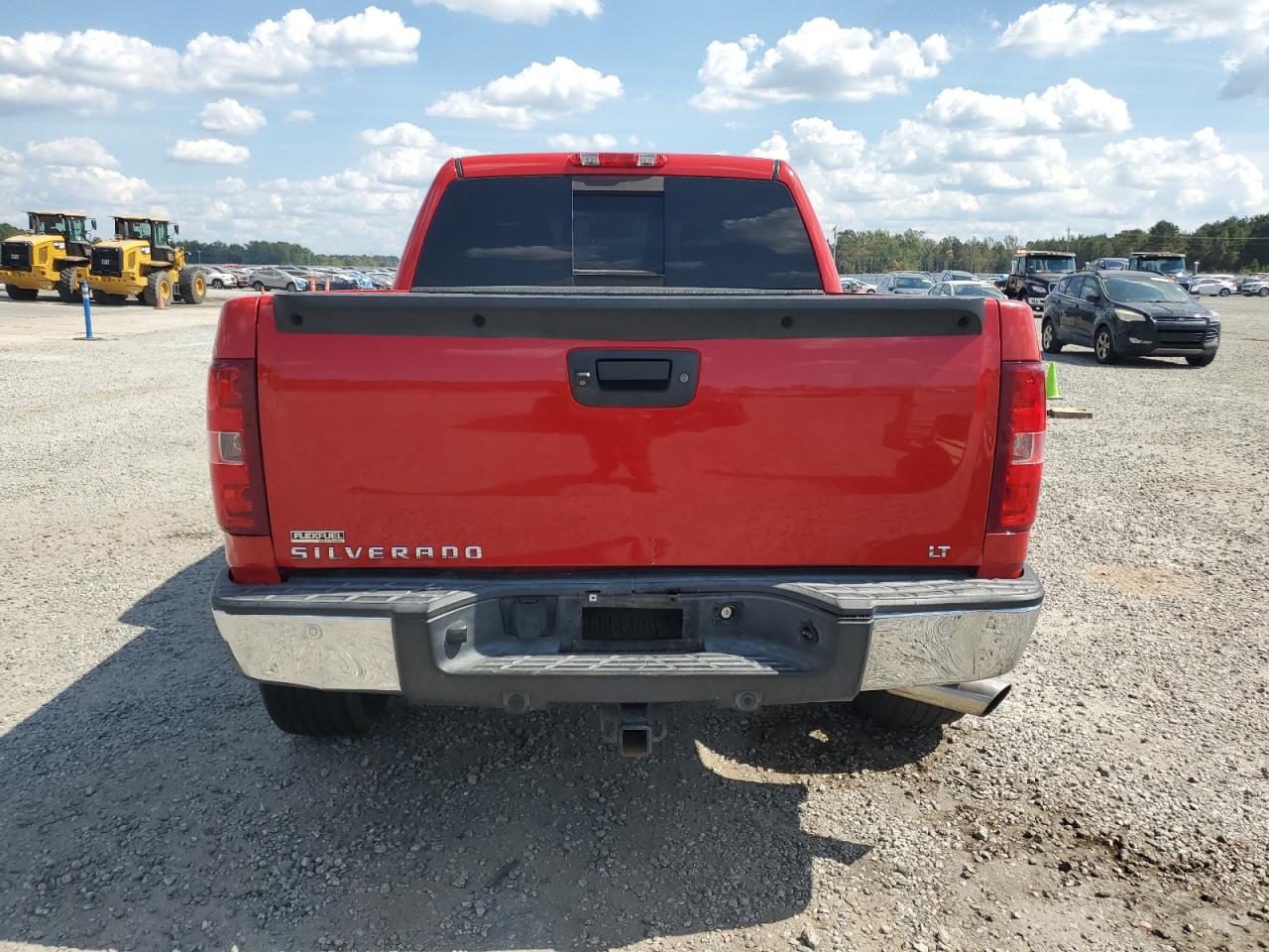 2011 Chevrolet Silverado C1500 Lt VIN: 3GCPCSE00BG370020 Lot: 81811215