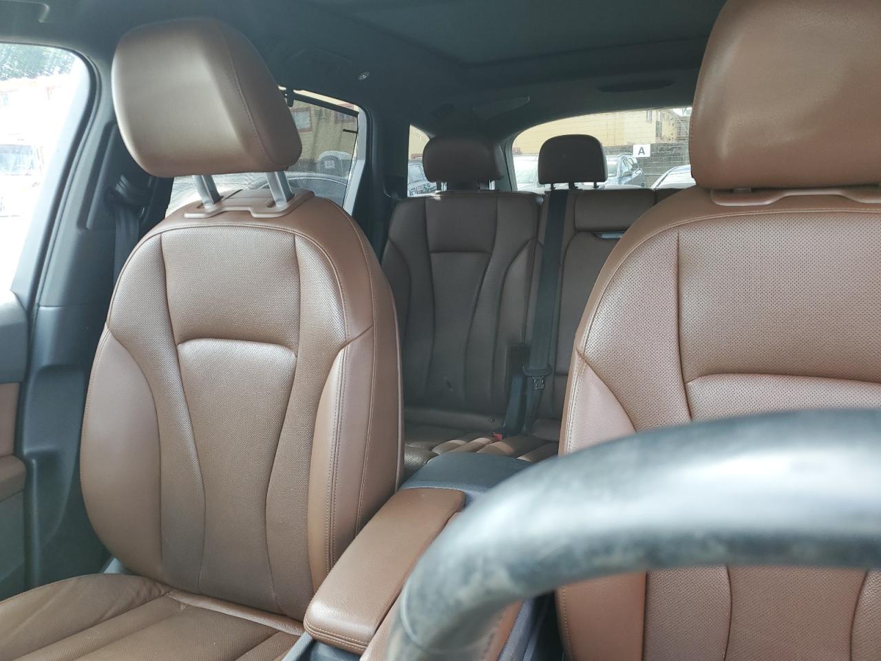 2017 Audi Q7 Premium Plus VIN: WA1LAAF71HD008126 Lot: 81027215