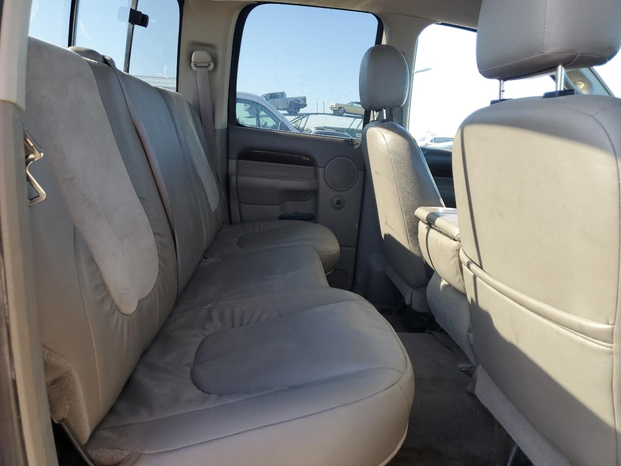 2002 Dodge Ram 1500 VIN: 1D3HU18Z22J162717 Lot: 81113665