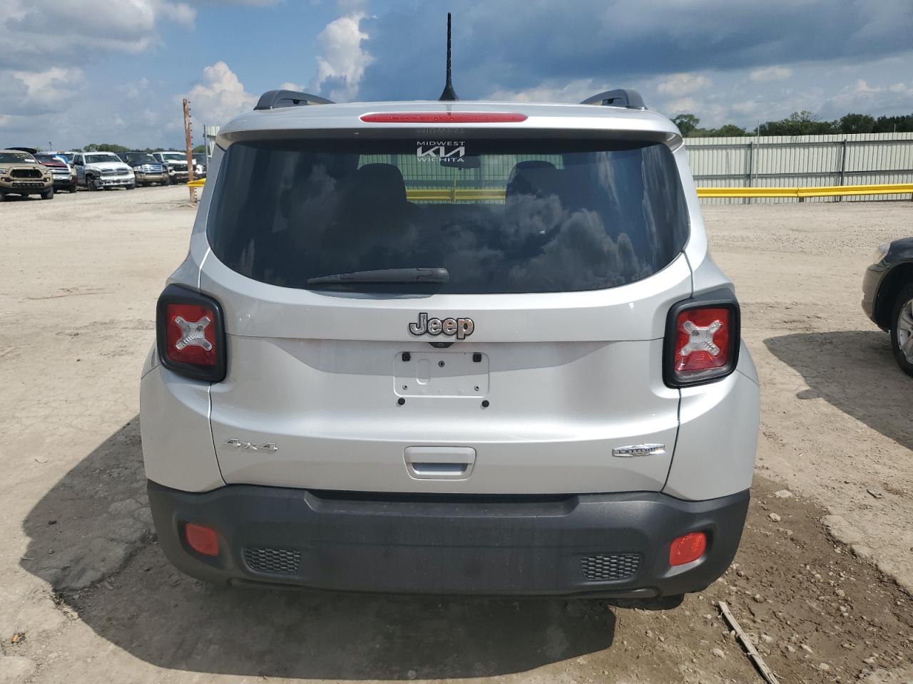 2018 Jeep Renegade Latitude VIN: ZACCJBBB9JPJ02975 Lot: 81156355