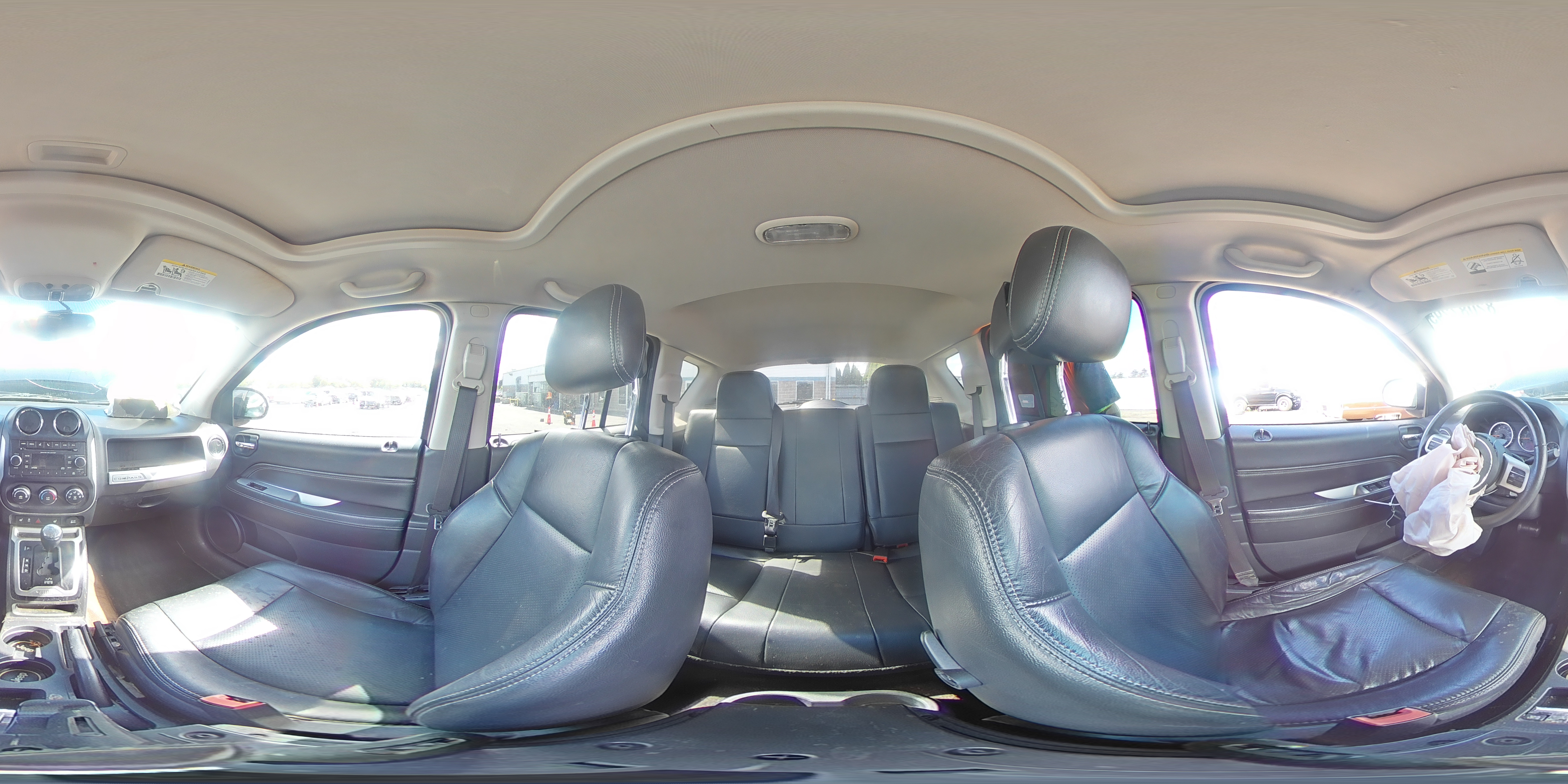 2015 Jeep Compass Latitude VIN: 1C4NJDEB2FD106228 Lot: 82087295