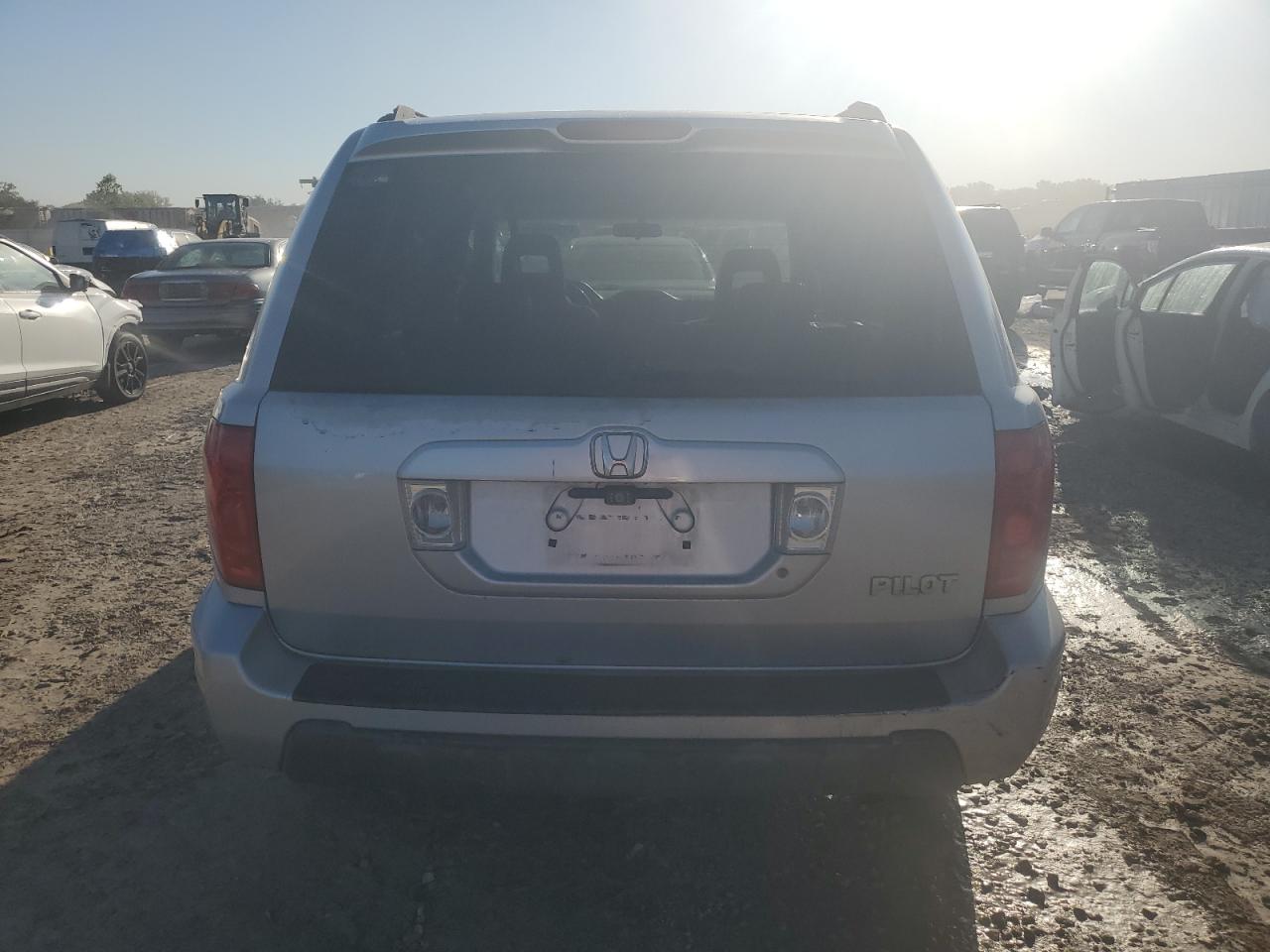 2004 Honda Pilot Exl VIN: 2HKYF18614H612216 Lot: 81846085