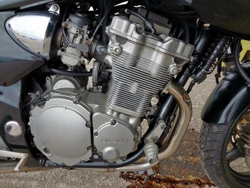 2002 SUZUKI  