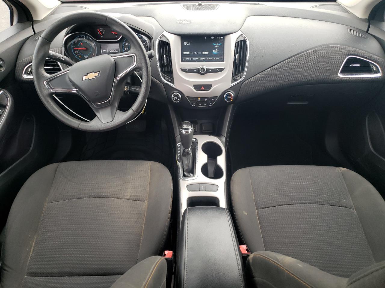 2017 Chevrolet Cruze Ls VIN: 1G1BC5SM8H7172124 Lot: 81833305