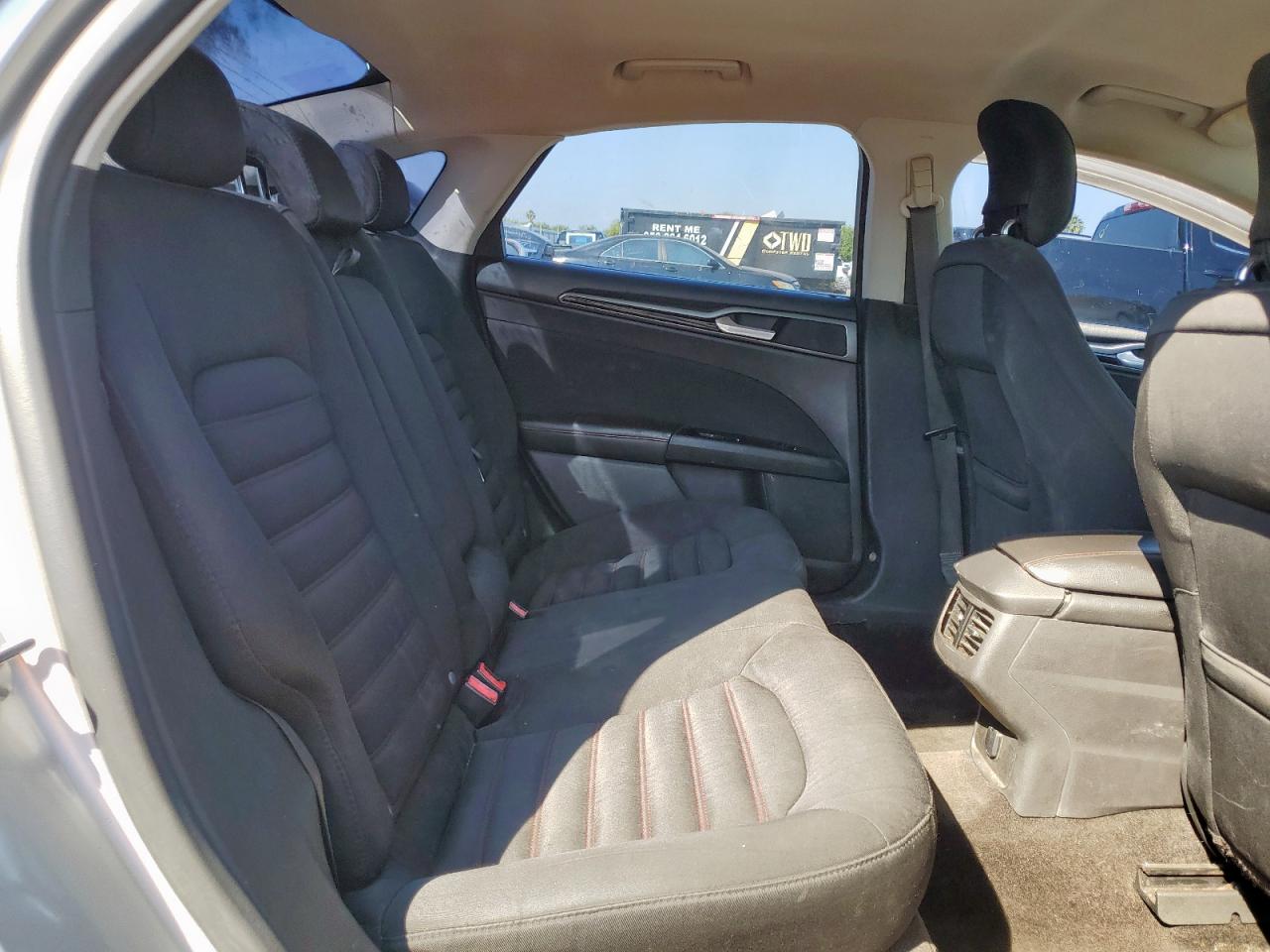 2015 Ford Fusion Se VIN: 3FA6P0HD6FR159908 Lot: 81817545