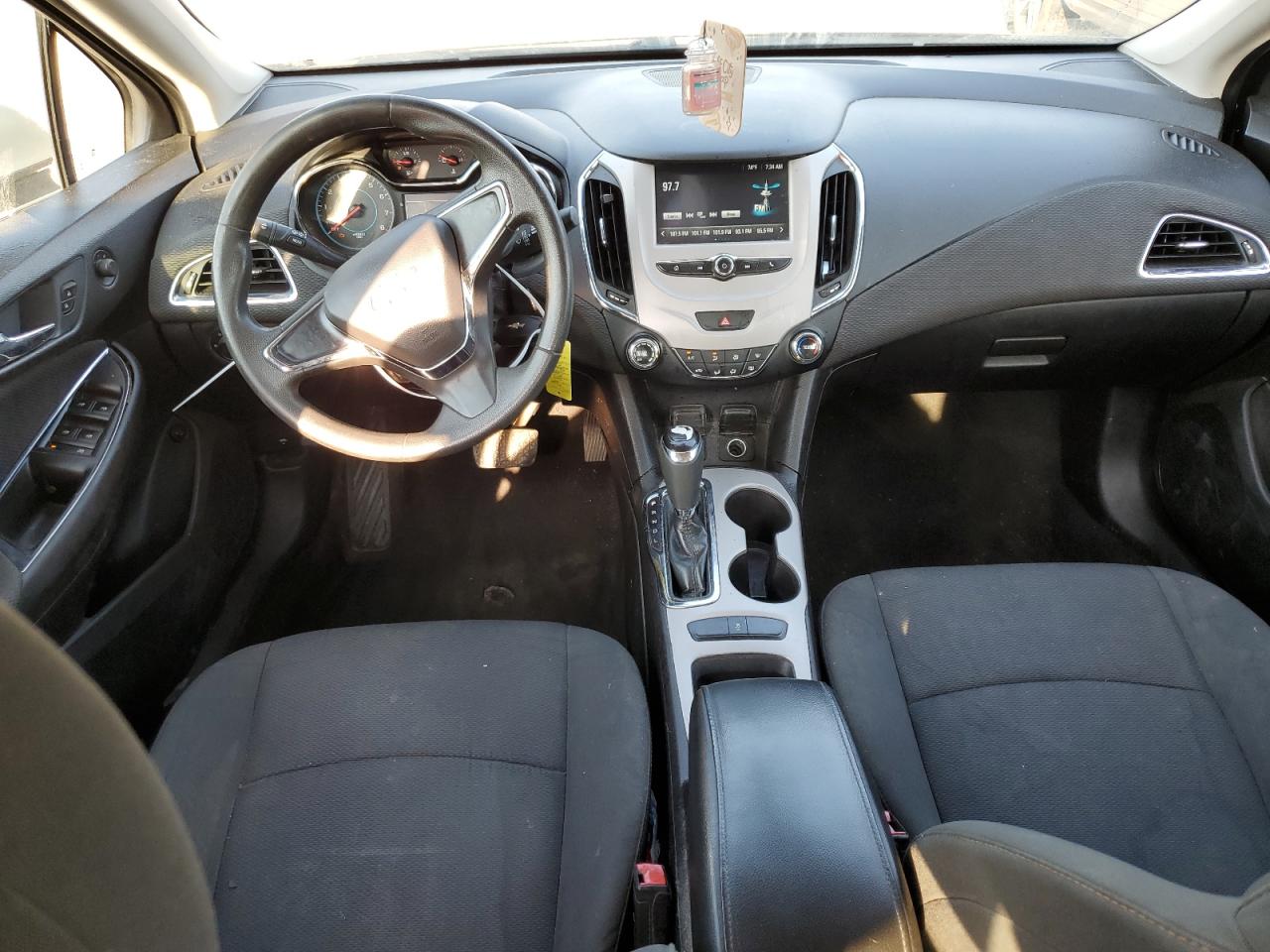 2017 Chevrolet Cruze Ls VIN: 1G1BC5SM0H7218111 Lot: 81141805