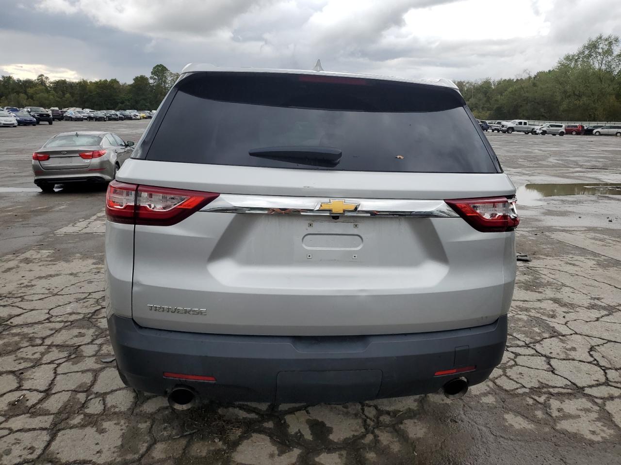 2018 Chevrolet Traverse Ls VIN: 1GNERFKW2JJ106954 Lot: 81452085