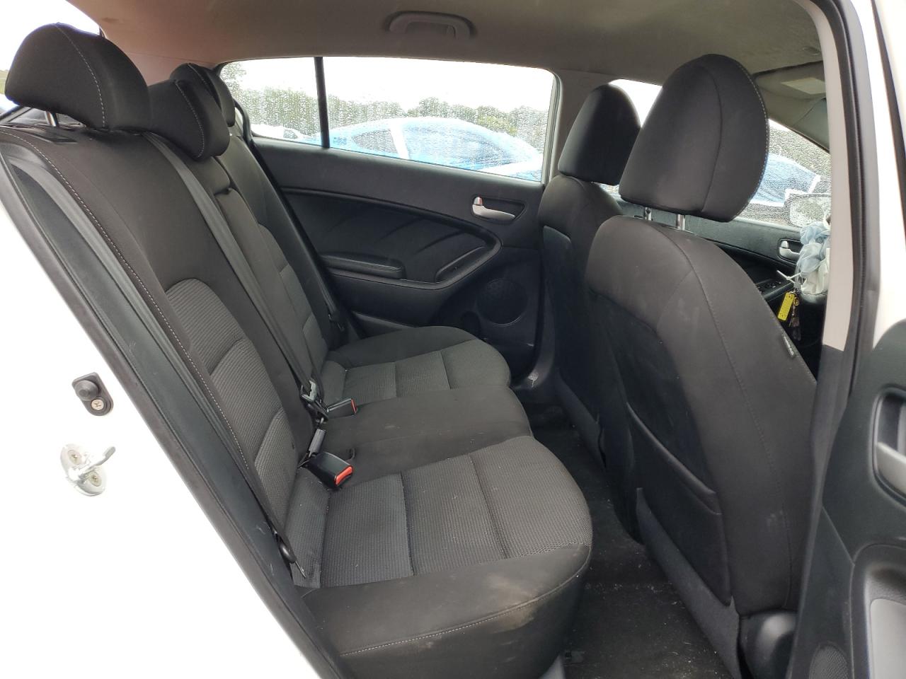 2017 Kia Forte Lx VIN: KNAFK5A81H5668665 Lot: 80010015