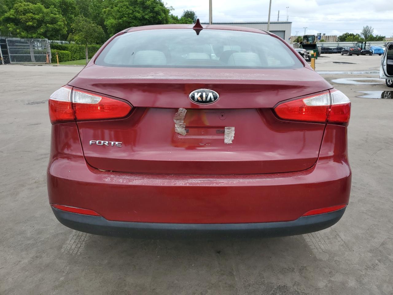 2015 Kia Forte Lx VIN: KNAFX4A63F5326576 Lot: 81126595