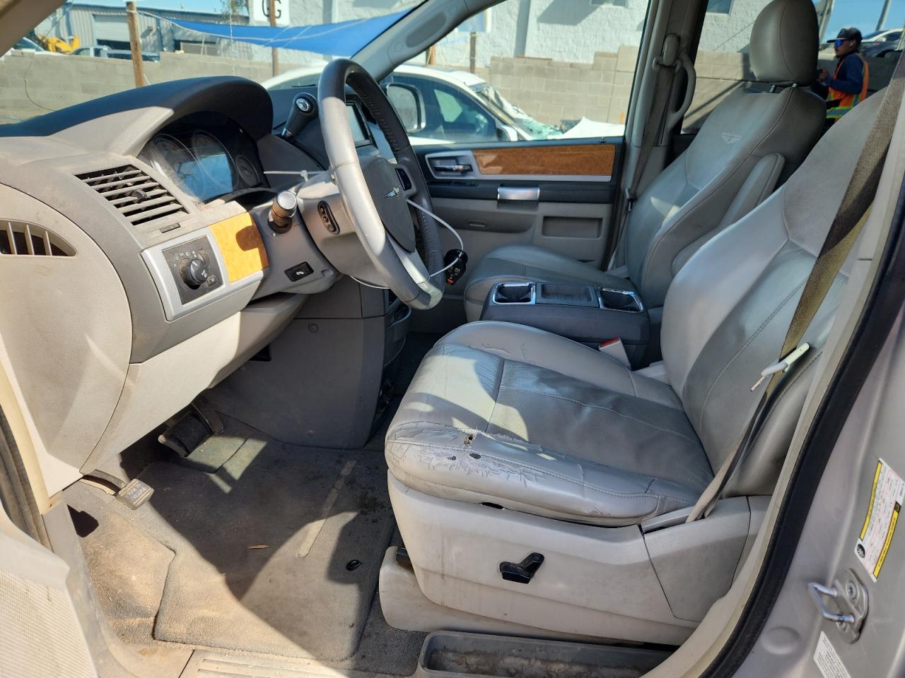 2008 Chrysler Town & Country Limited VIN: 2A8HR64X08R646779 Lot: 80899555