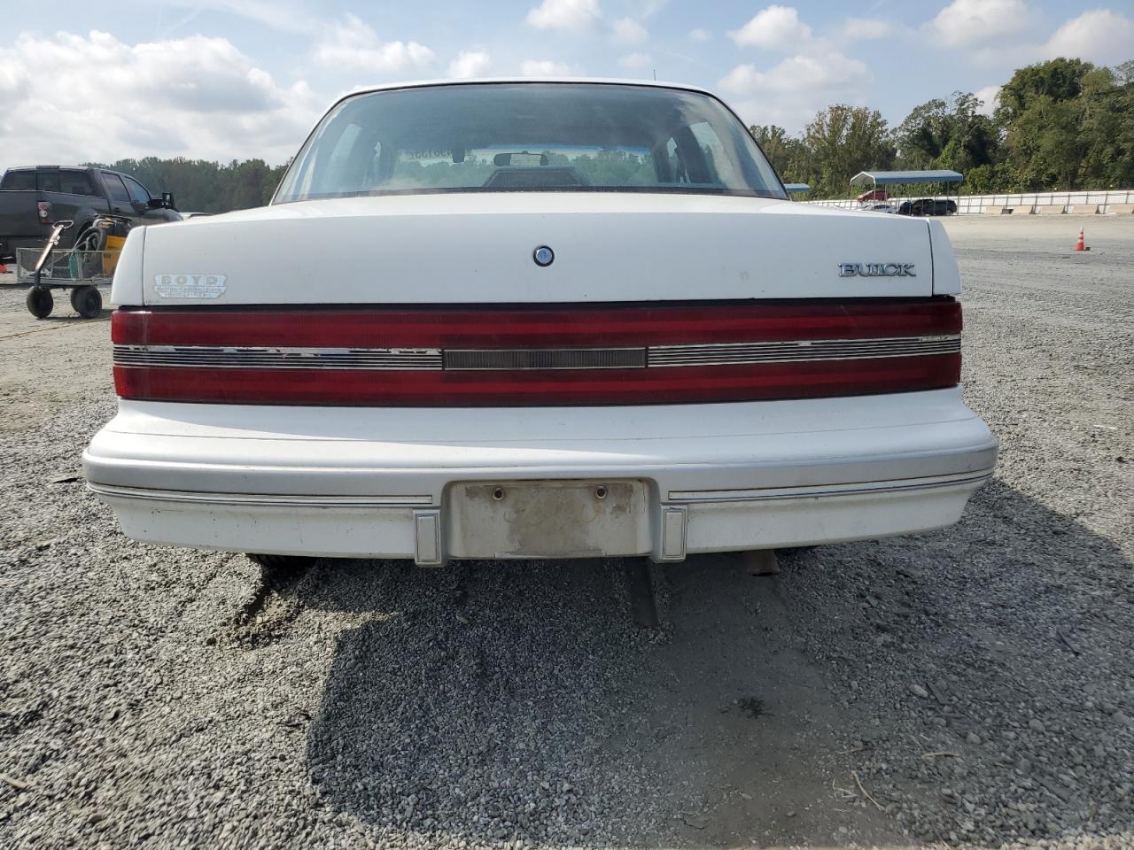 1994 Buick Century Special VIN: 1G4AG55M8R6449134 Lot: 81498135