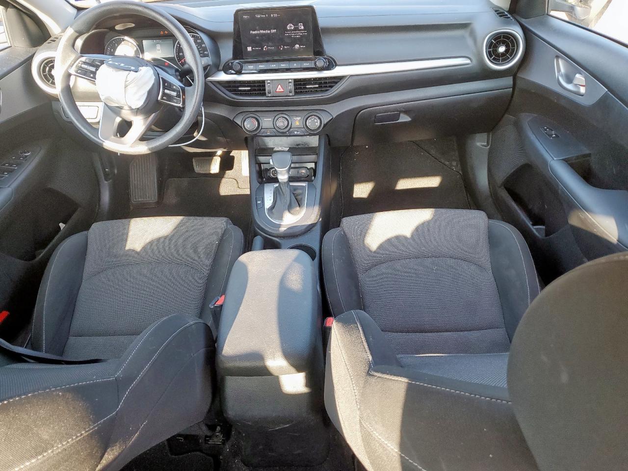 2024 Kia Forte Lx VIN: 3KPF24AD7RE794299 Lot: 72066675