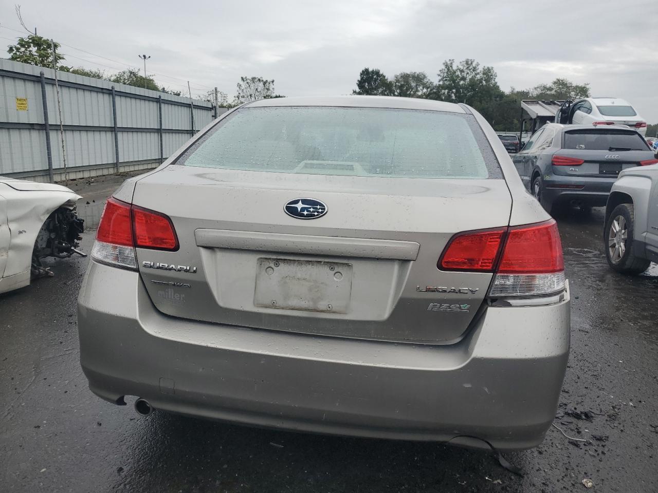 2014 Subaru Legacy 2.5I VIN: 4S3BMBA65E3007365 Lot: 71907525