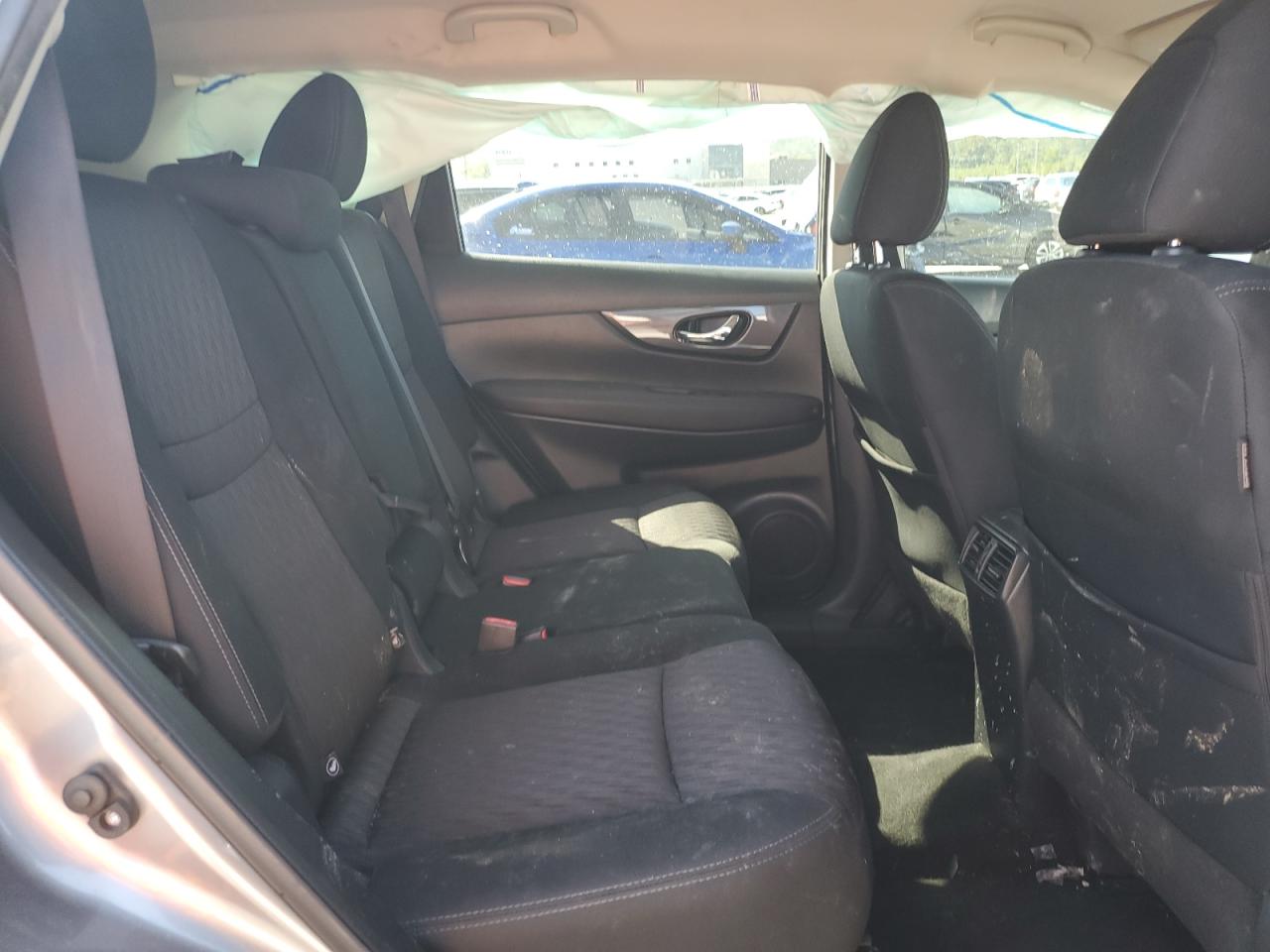 2018 Nissan Rogue S VIN: KNMAT2MT3JP588741 Lot: 81826925