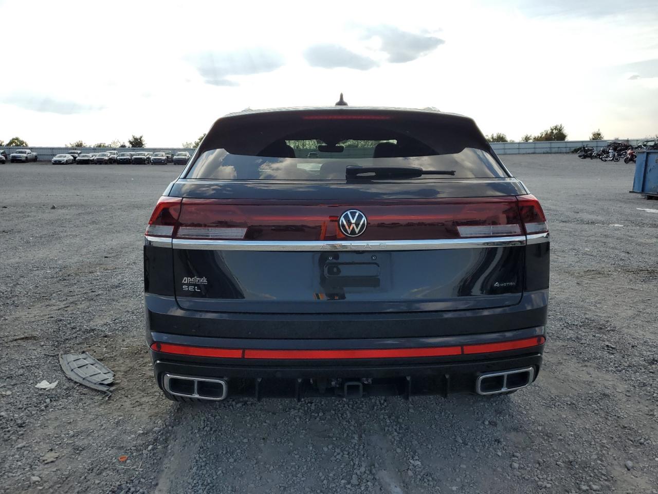 2024 Volkswagen Atlas Cross Sport Sel Premium R-Line VIN: 1V2FE2CA7RC247506 Lot: 80135095