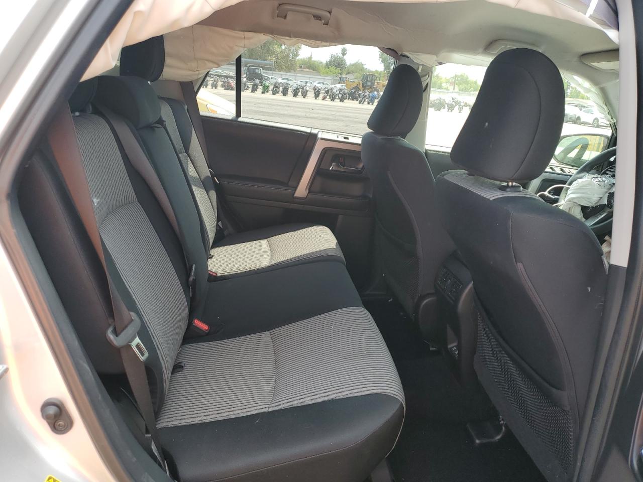 2022 Toyota 4Runner Sr5 VIN: JTEEU5JR3N5273184 Lot: 70949265