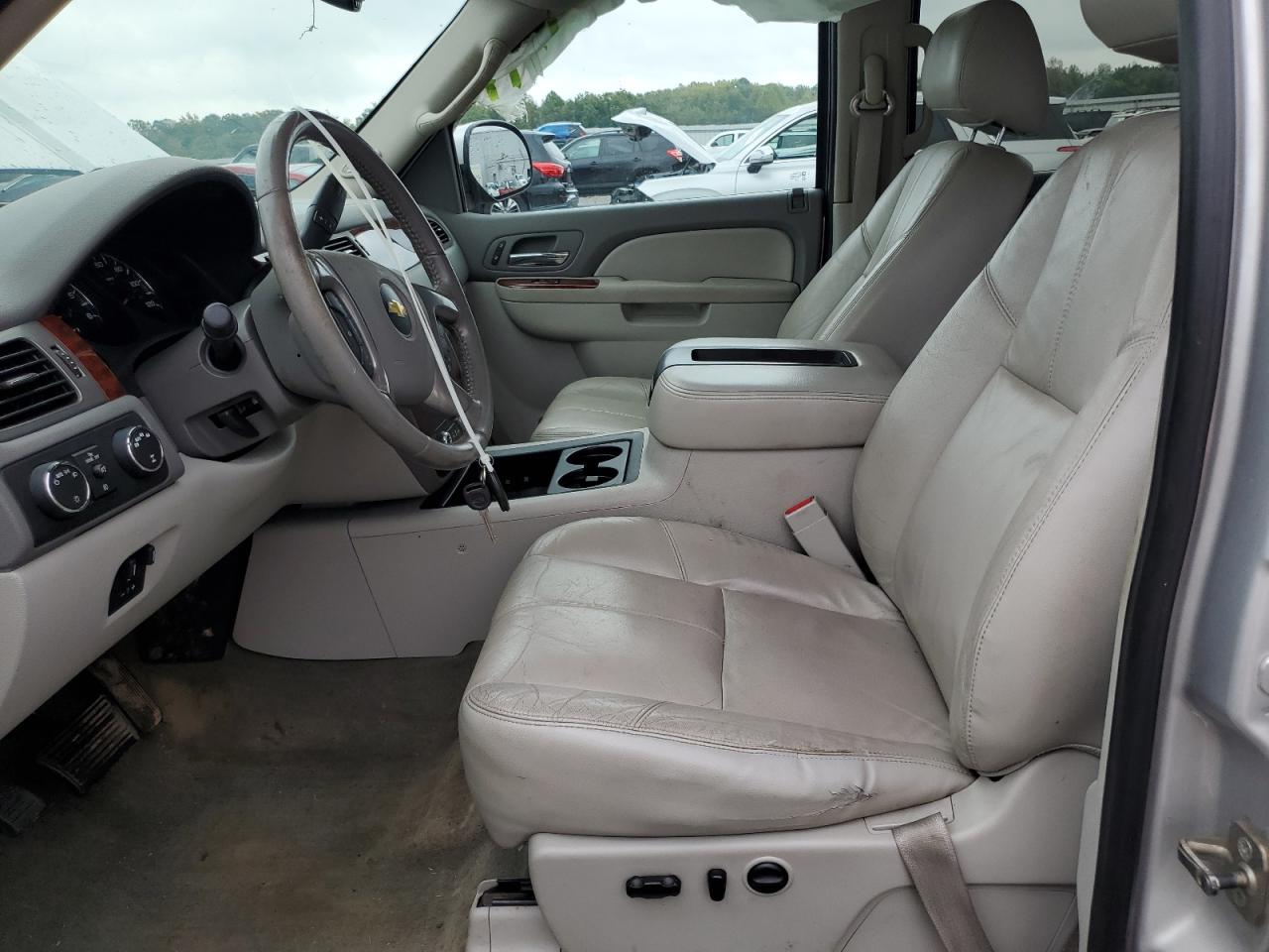 2011 Chevrolet Silverado K1500 Ltz VIN: 3GCPKTE31BG335831 Lot: 81368035