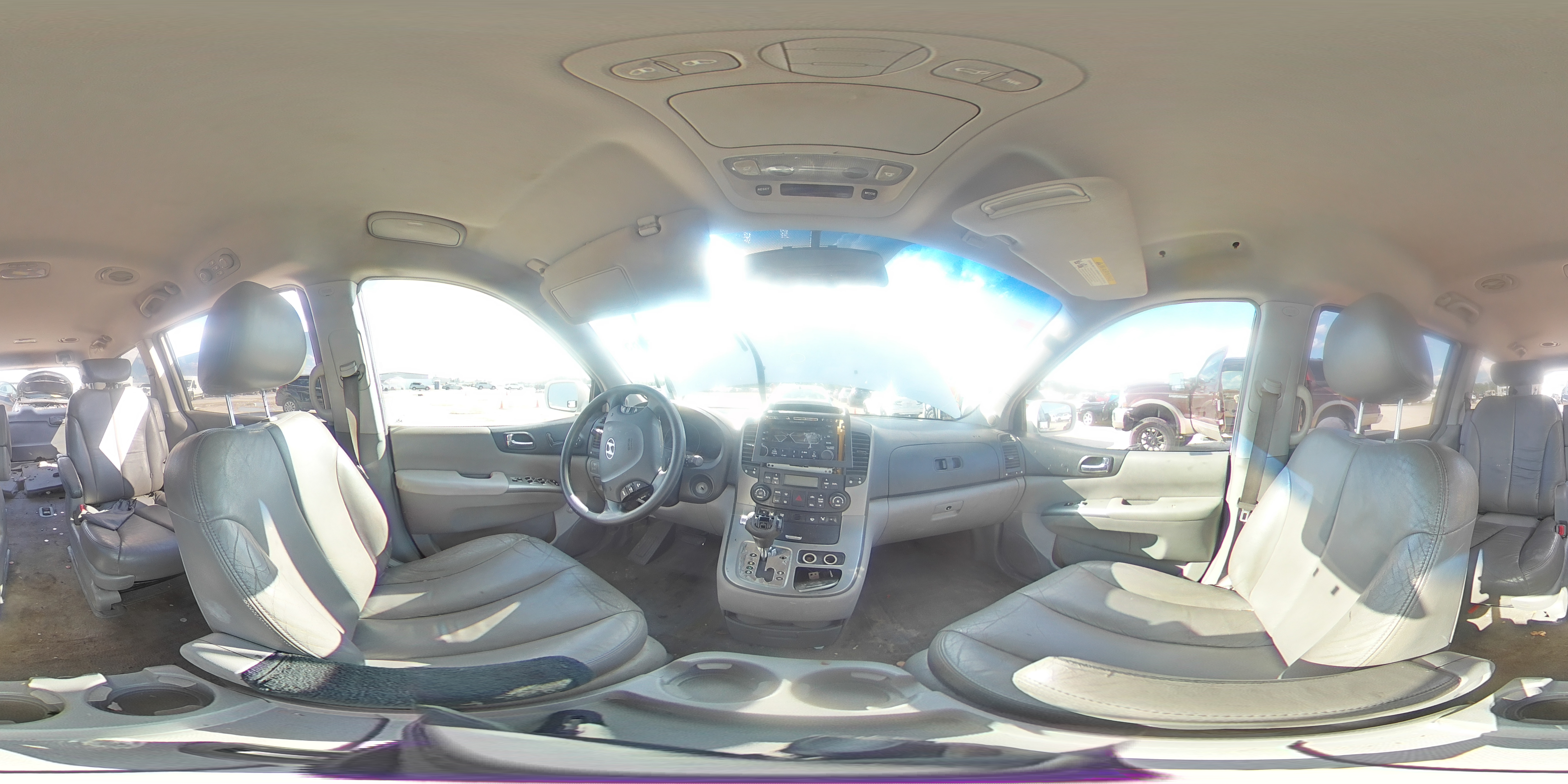 2007 Hyundai Entourage VIN: KNDMC233X76012447 Lot: 81845985