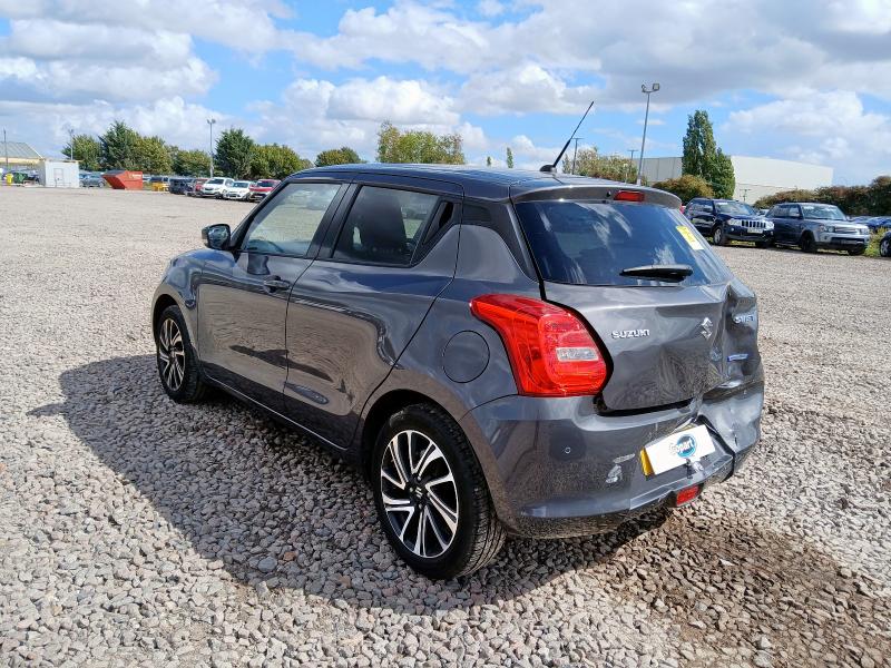 2022 SUZUKI SWIFT SZ5