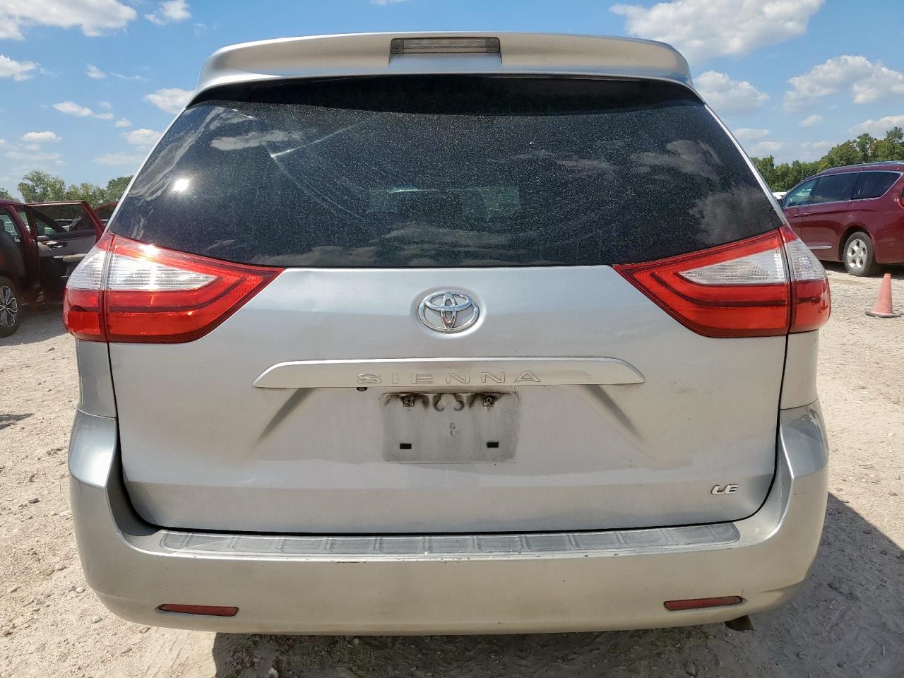 2015 Toyota Sienna Le VIN: 5TDKK3DC0FS543654 Lot: 84295955