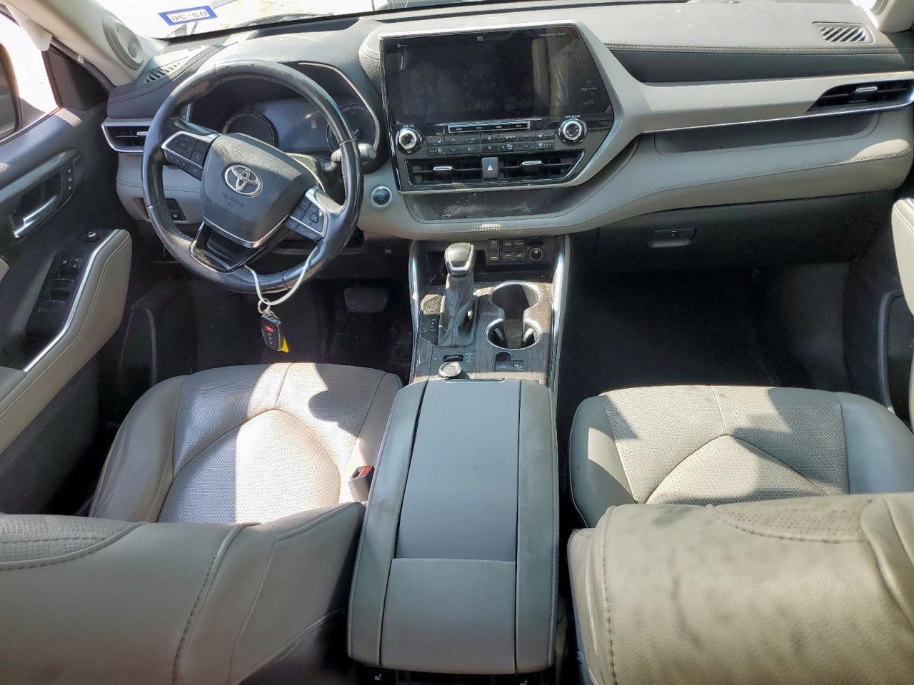 2021 Toyota Highlander Platinum VIN: 5TDFZRBH1MS093623 Lot: 80934895