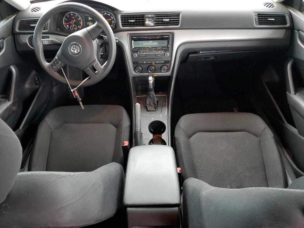 2014 Volkswagen Passat S VIN: 1VWAT7A38EC044523 Lot: 81014175