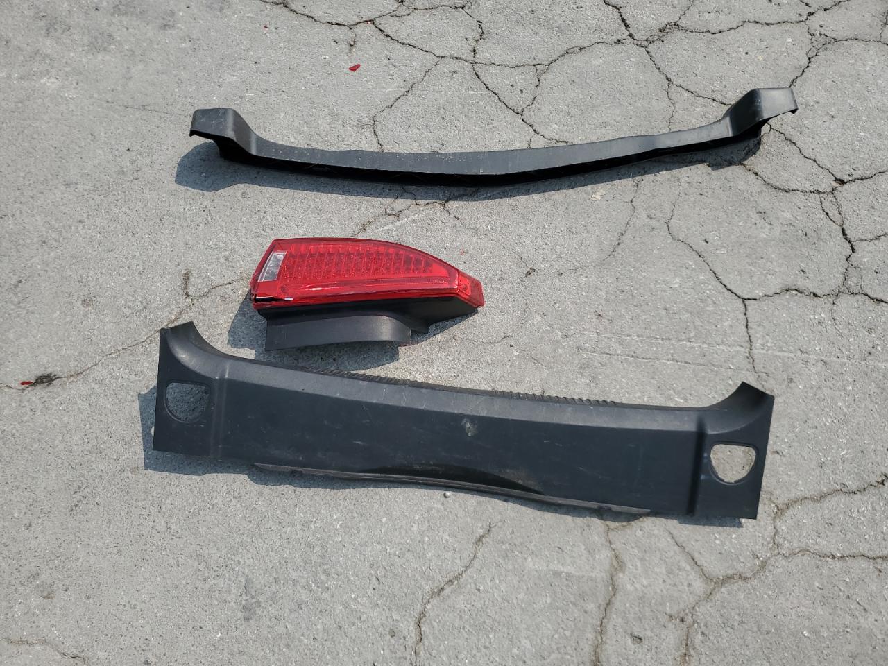 2008 Cadillac Cts VIN: 1G6DJ577X80192525 Lot: 70851305