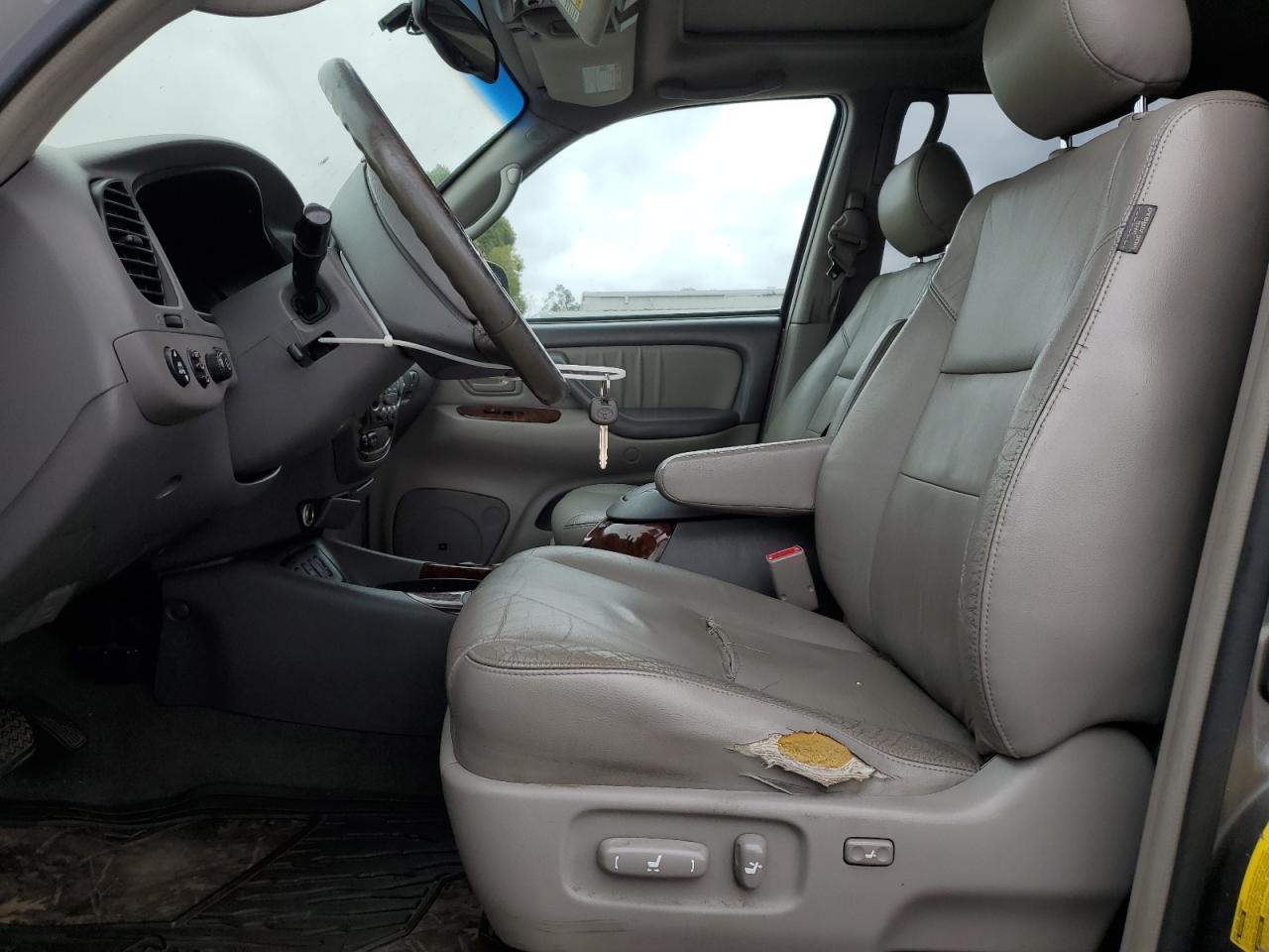 2005 Toyota Sequoia Limited VIN: 5TDBT48A95S237241 Lot: 84226985