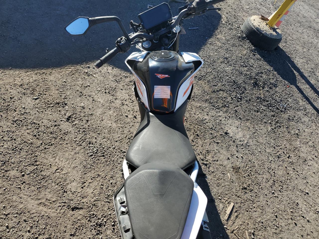 2017 Ktm 390 Duke VIN: MD2JPJ40XHC241486 Lot: 84260835