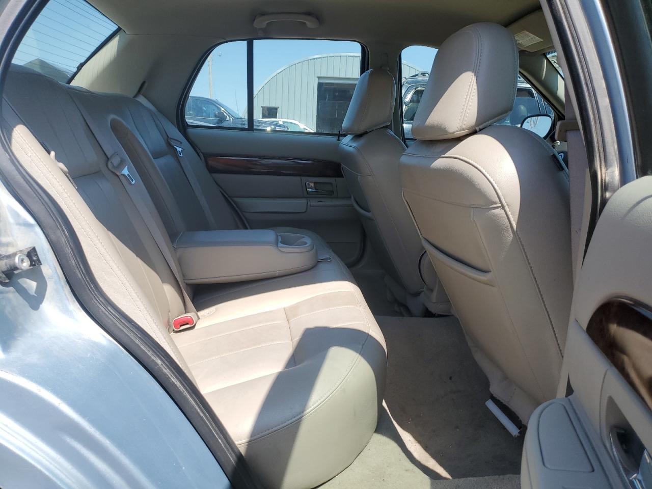 2010 Mercury Grand Marquis Ls VIN: 2MEBM7FV2AX612680 Lot: 71476025