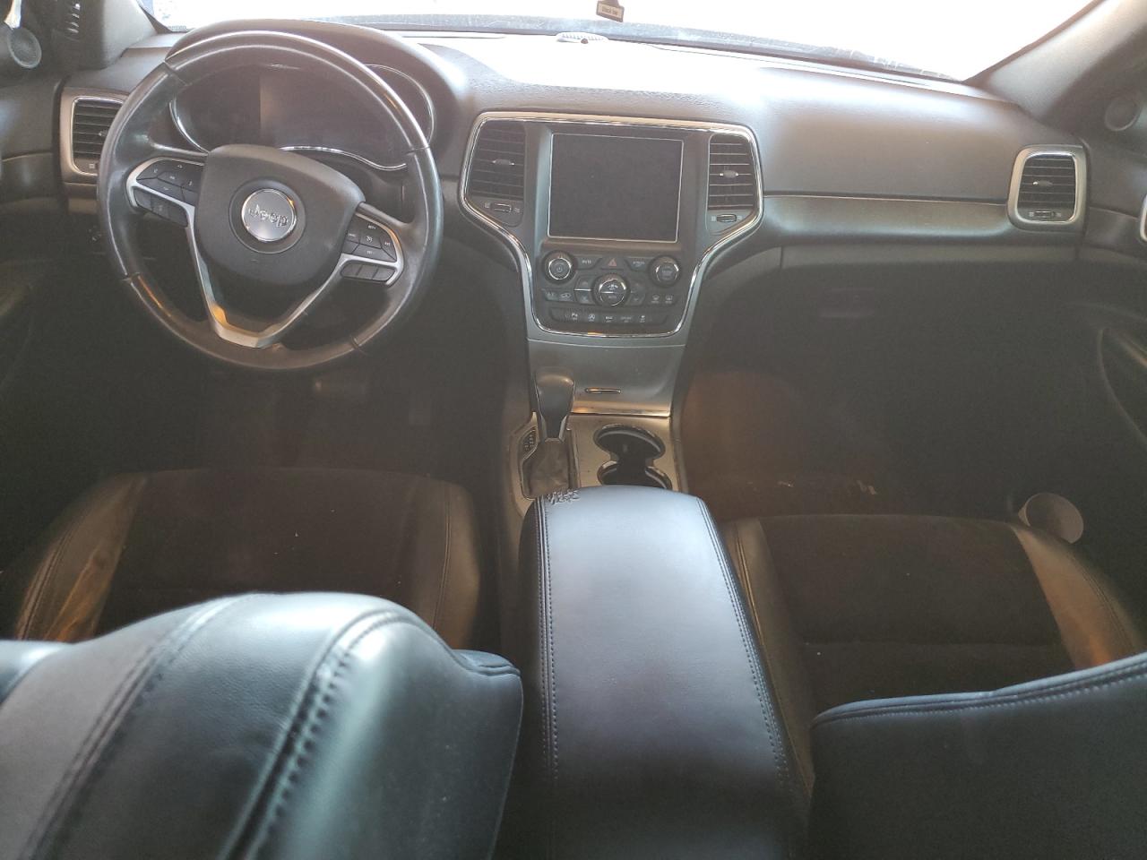 2018 Jeep Grand Cherokee Laredo VIN: 1C4RJFAG3JC105201 Lot: 84622685