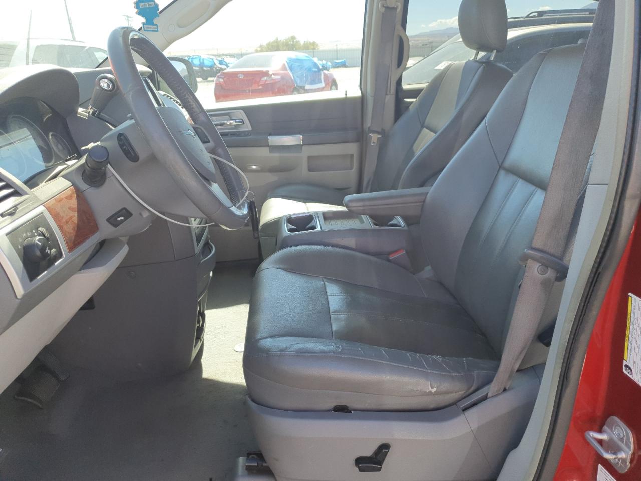 2008 Chrysler Town & Country Touring VIN: 2A8HR54P78R718099 Lot: 83806275